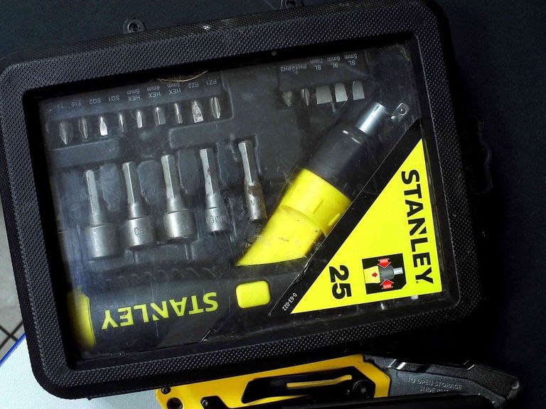 Оголошення Stanley 0-63-022 Б/У