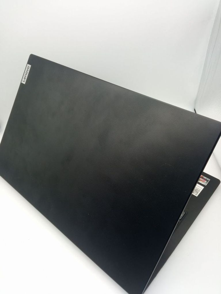 Дешиво Lenovo 15/ryzen 5 7520u ddr5/16gb ddr5/hdd *відсутній/ssd 512 gb/*інтегрована с ломбарда