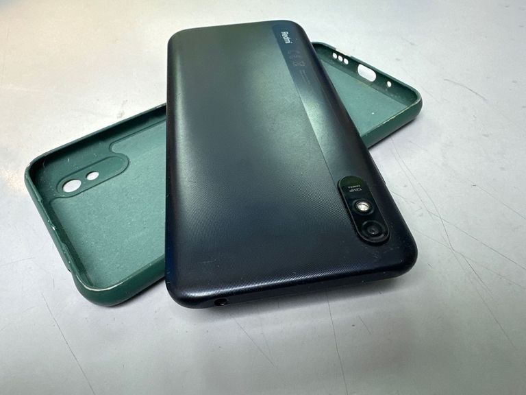 Розпродаж Xiaomi redmi 9a 2/32gb, продавець Техноскарб