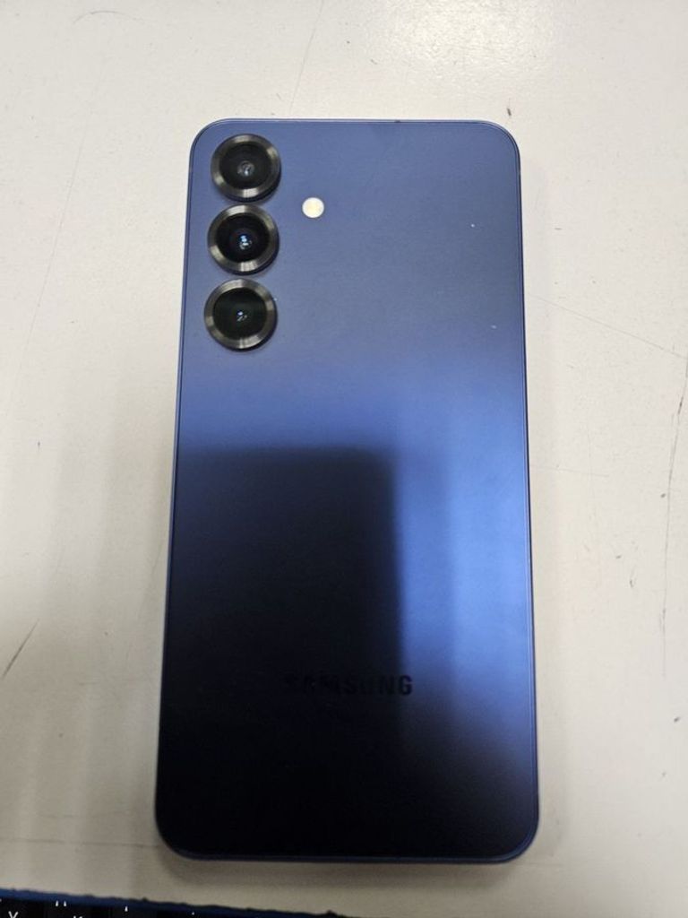 Оголошення Samsung galaxy s25 12/256gb Б/У