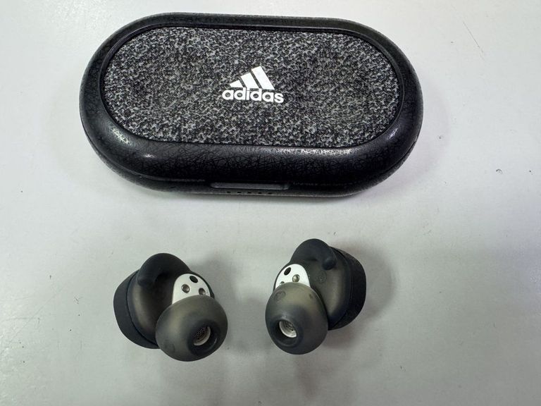 Объявление Adidas headphones fwd-02 Б/У