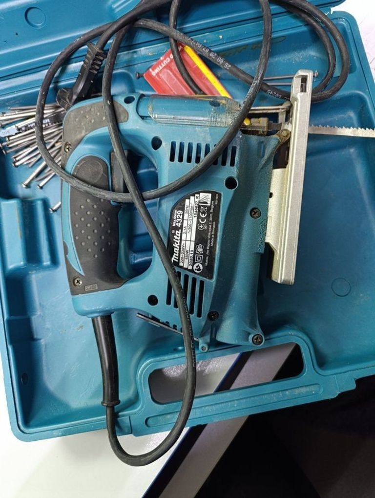 Купить Makita 4329 Б/У