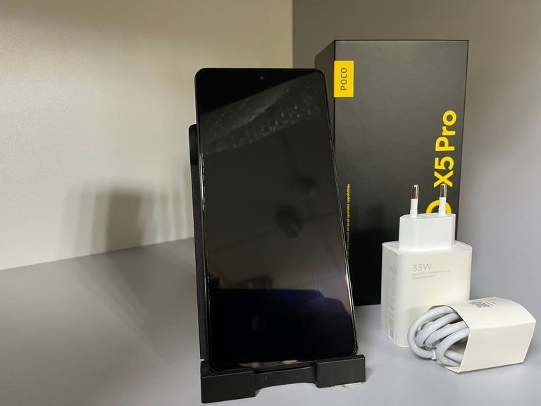 Купити Poco X5 Pro 5G 8/256GB Black Б/У