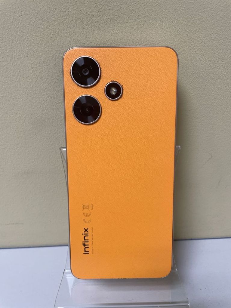 Купити Infinix hot 30i x669d 4/128gb Б/У