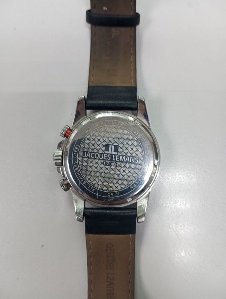 Дешиво Jacques Lemans 1-2099 с ломбарда