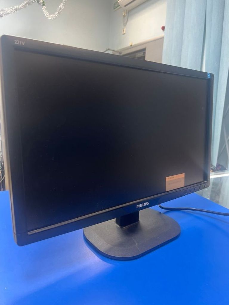 Купить Philips 221v2sb/01 Б/У