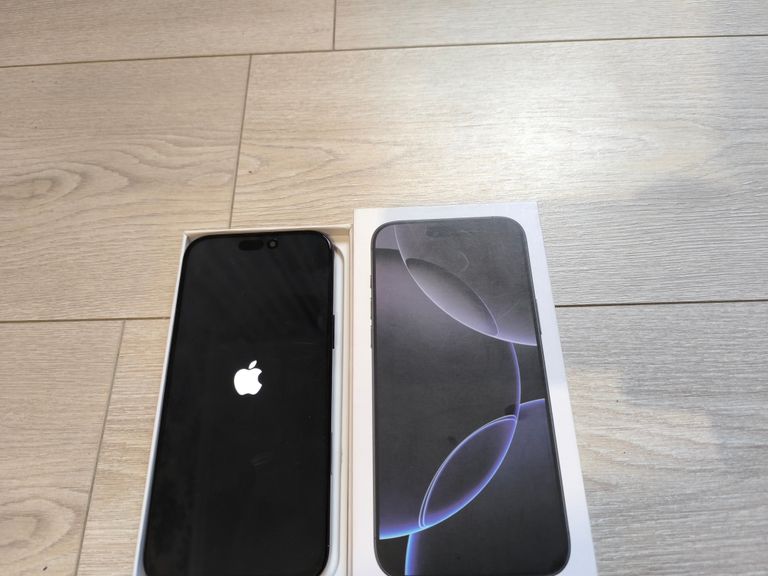 Apple iPhone 16 Pro Max 512GB Black Titanium (MYX03) Код:null. Изображение 9