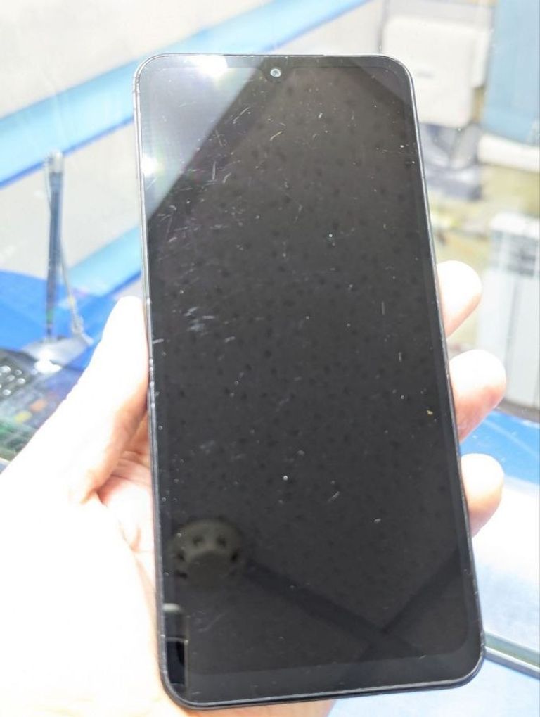 Дешево Xiaomi redmi a5 4/128gb з ломбарду