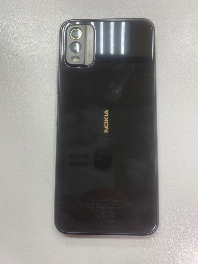 Купить Nokia C32 4/64GB Green Б/У