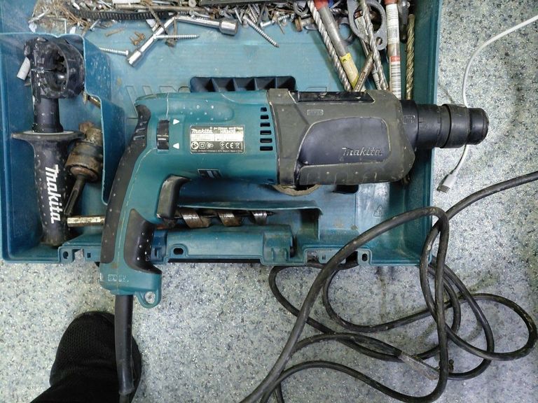 Купити Makita HR2470 Б/У