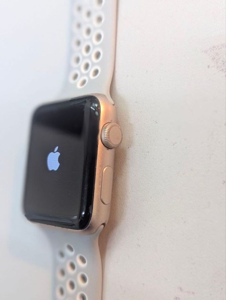 Розпродаж Apple watch series 3 gps 42mm aluminium case a1859, продавець Техноскарб