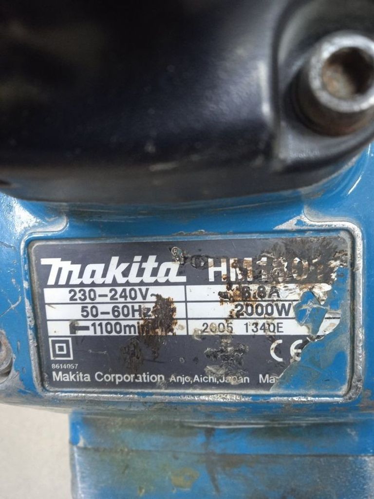 Купити Makita HM1801 Б/У