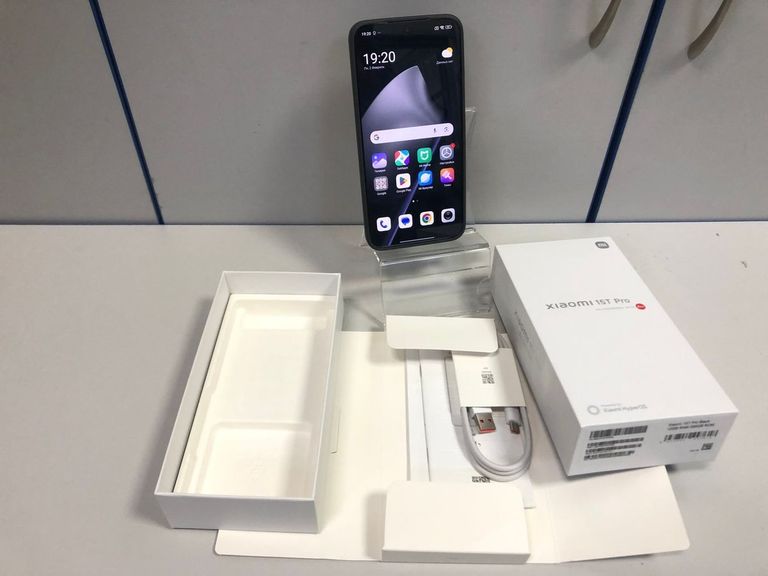 Купити Xiaomi 15T Pro 12/256GB Titan Gray Б/У