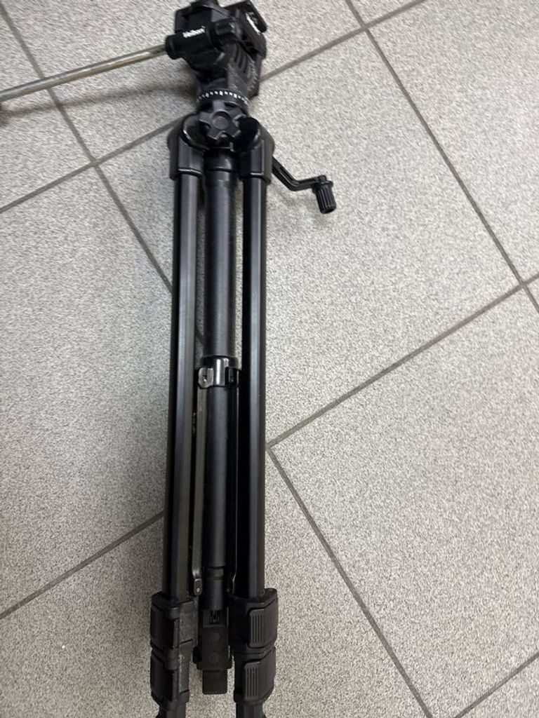 Дешево Velbon C-400/F  з ломбарду