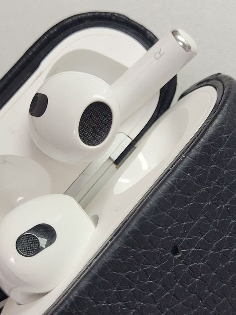 Оголошення Apple airpods 3rd generation Б/У