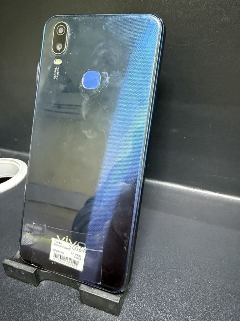 Купити Vivo y11 3/32gb Б/У