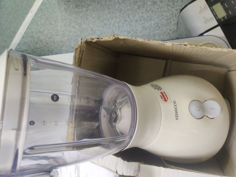 Дешево Kenwood BL330 з ломбарду