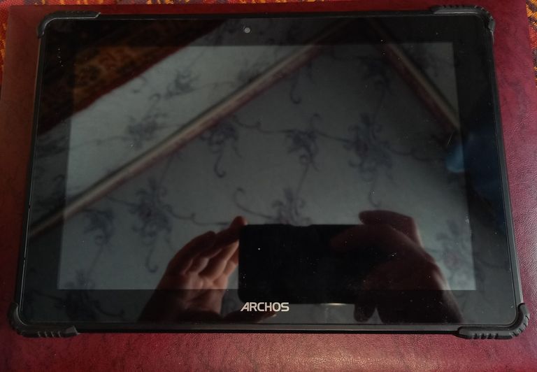 Дешево Archos t101x 2/32gb 4g з ломбарду