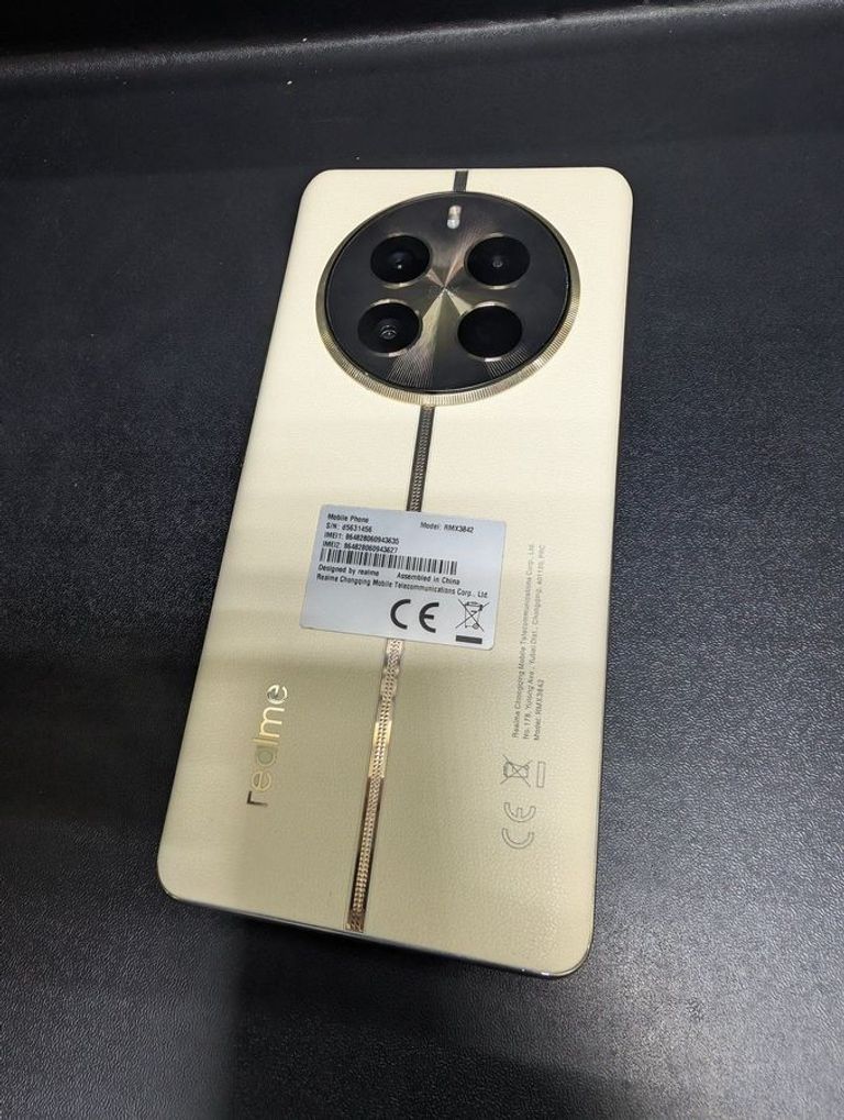 Дешиво Realme 12 pro 5g 12/256gb с ломбарда