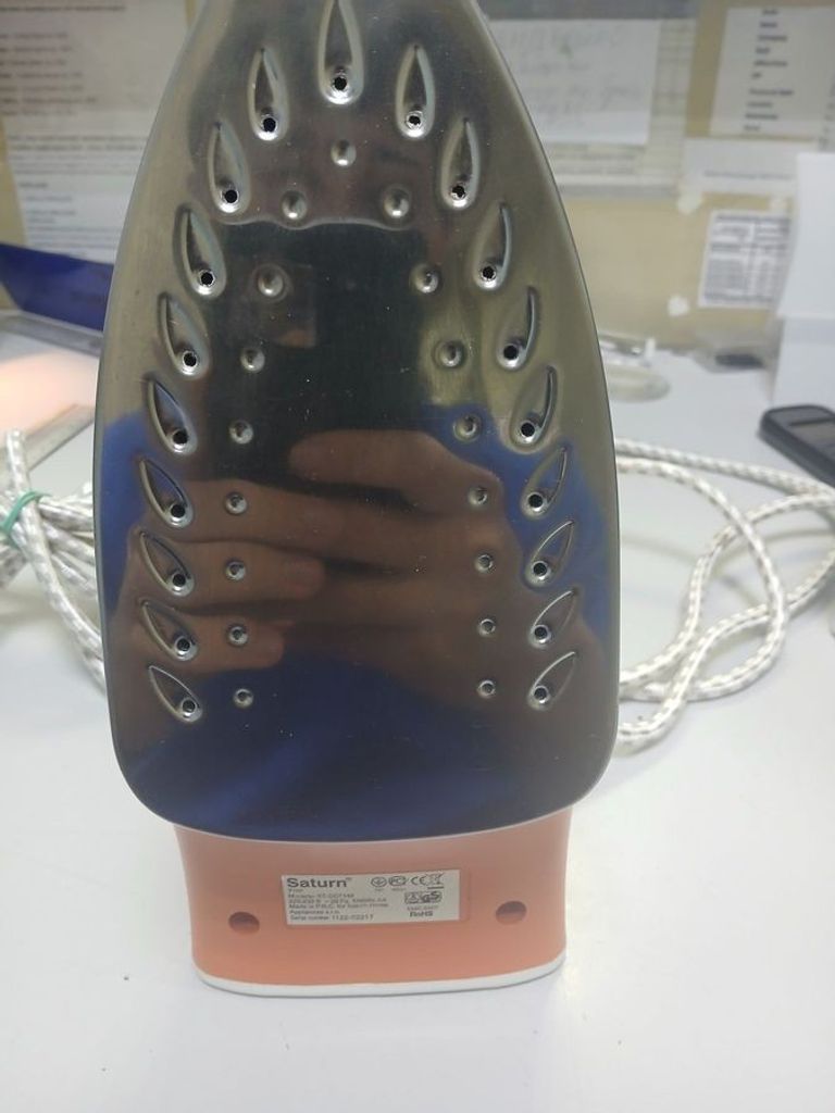 Дешево Saturn st-cc7142 з ломбарду