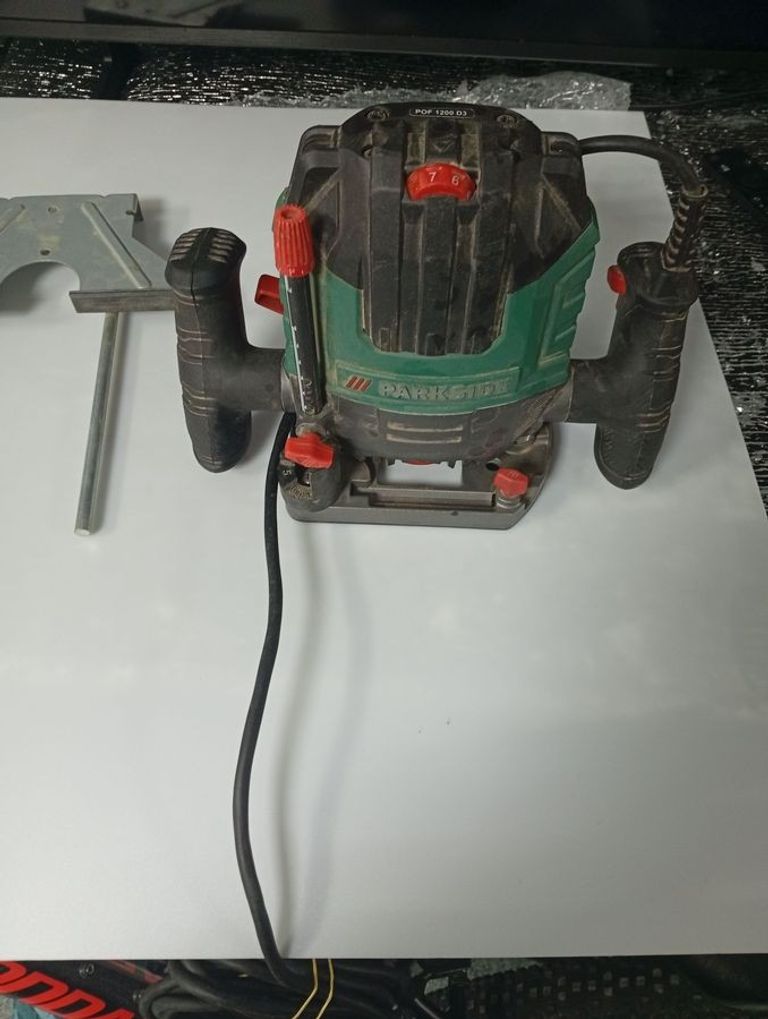 Распродажа Parkside POF 1200 D3, продавец Техноскарб