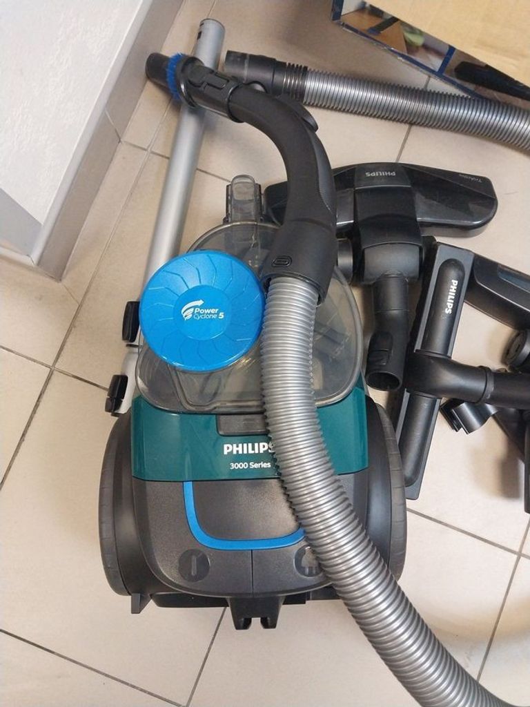 Дешиво Philips FC9334/09 с ломбарда