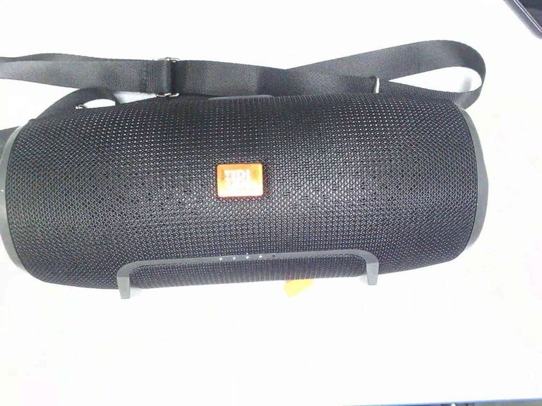 Купити Jbl (Копія) xertmt Б/У