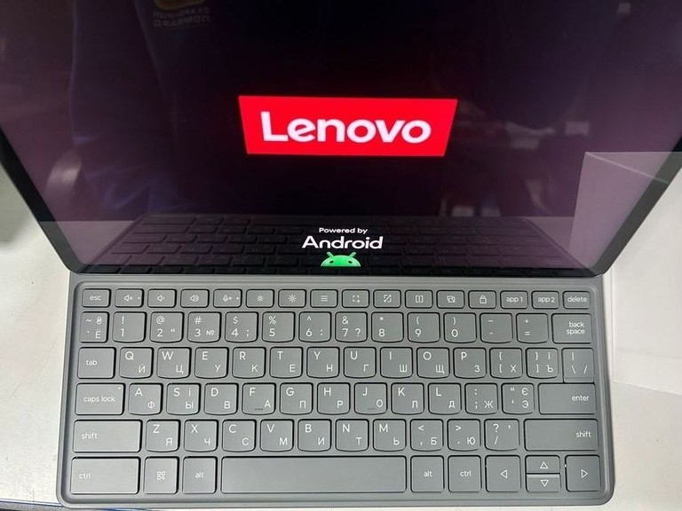 Купити Lenovo Idea Tab Plus 8/256GB 5G Luna Grey + Pen (ZAGF0114UA) Б/У