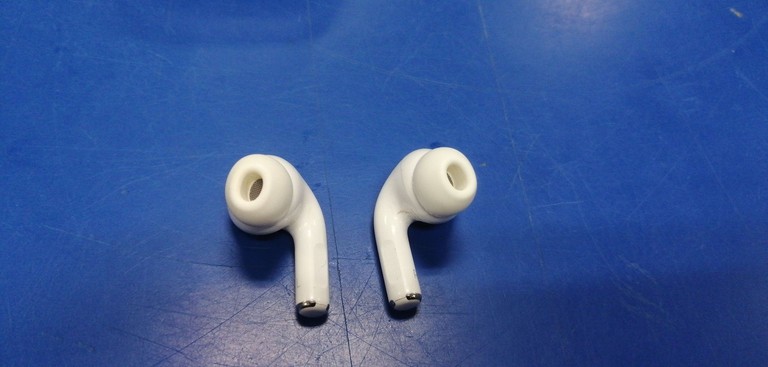 Apple airpods pro 2nd generation with magsafe charging case usb-c Код:01-200939235. Изображение 7