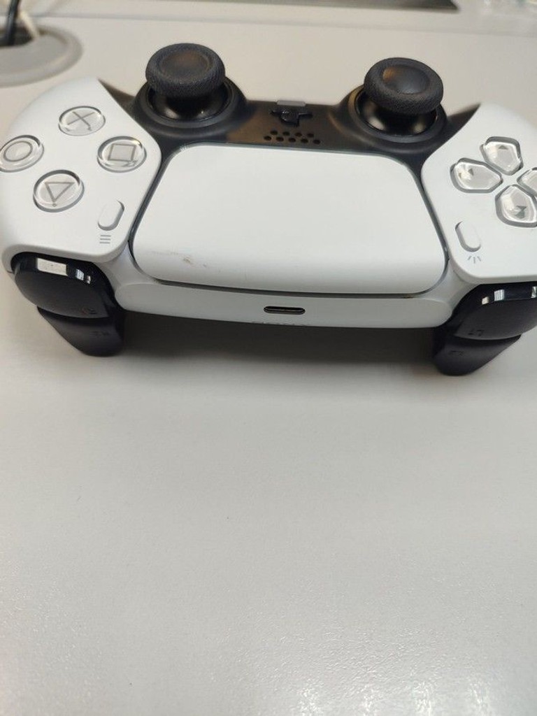 Дешиво Sony DualSense Black с ломбарда