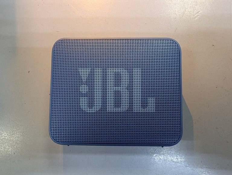 Купить Jbl go essential 2 Б/У