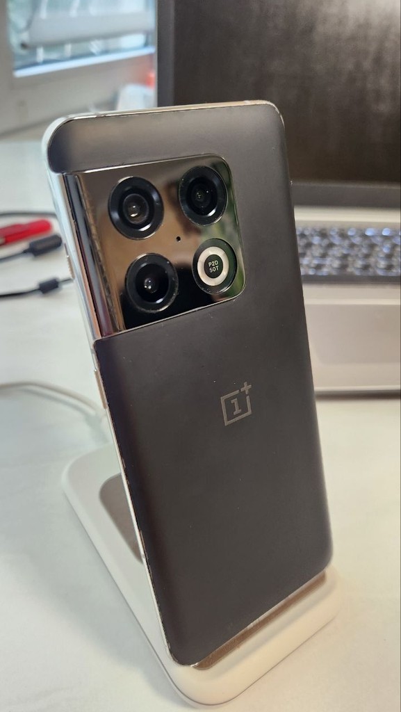 Купити Oneplus 10 Pro 12/512GB Black Б/У