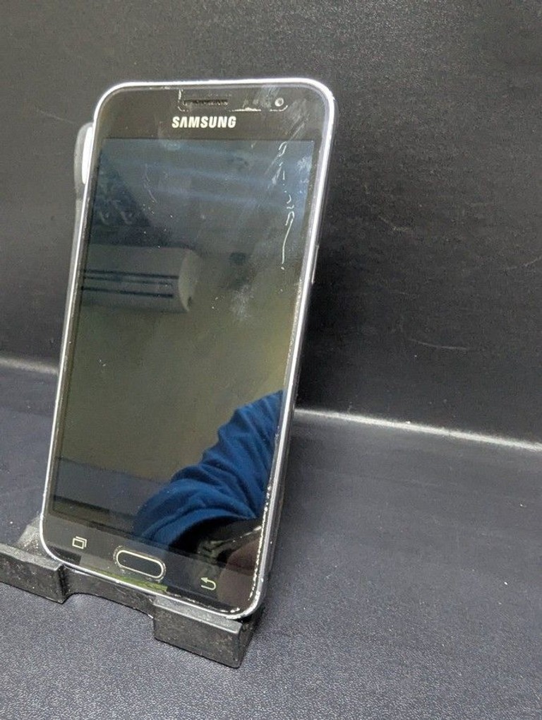 Оголошення Samsung galaxy j3 2016 j320h Б/У