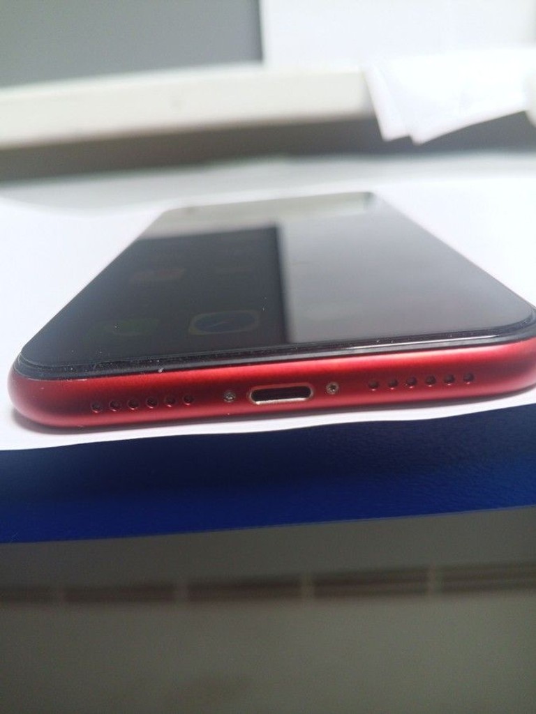Дешево Apple iphone xr 64gb з ломбарду