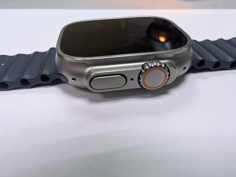 Оголошення Apple watch ultra 2 gps + cellular 49mm titanium case Б/У