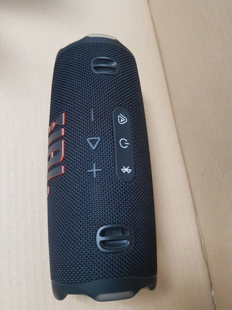Дешево JBL Charge 6 Black з ломбарду