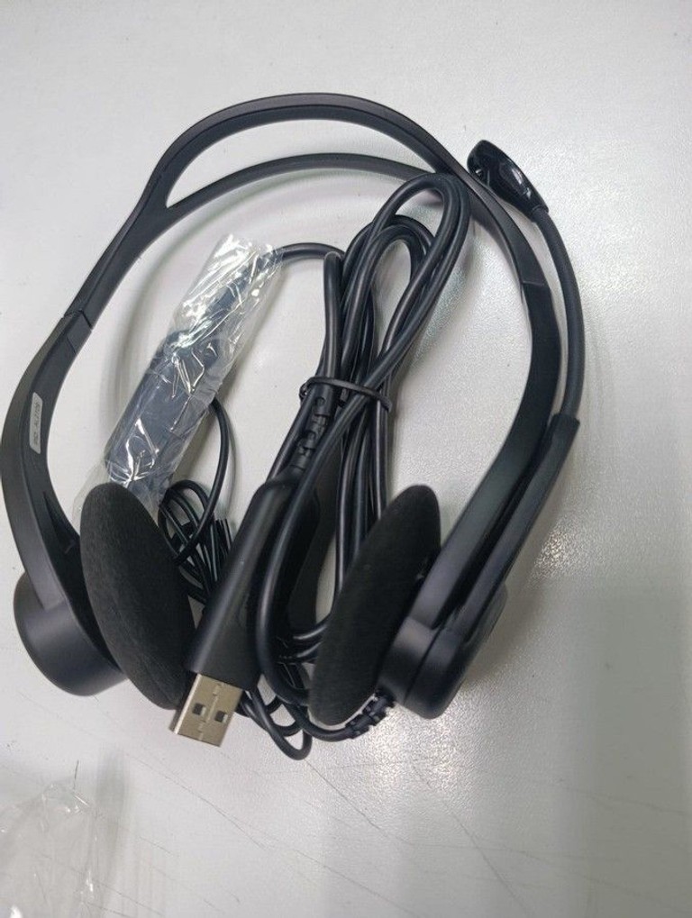 Дешево Logitech PC 960 USB з ломбарду