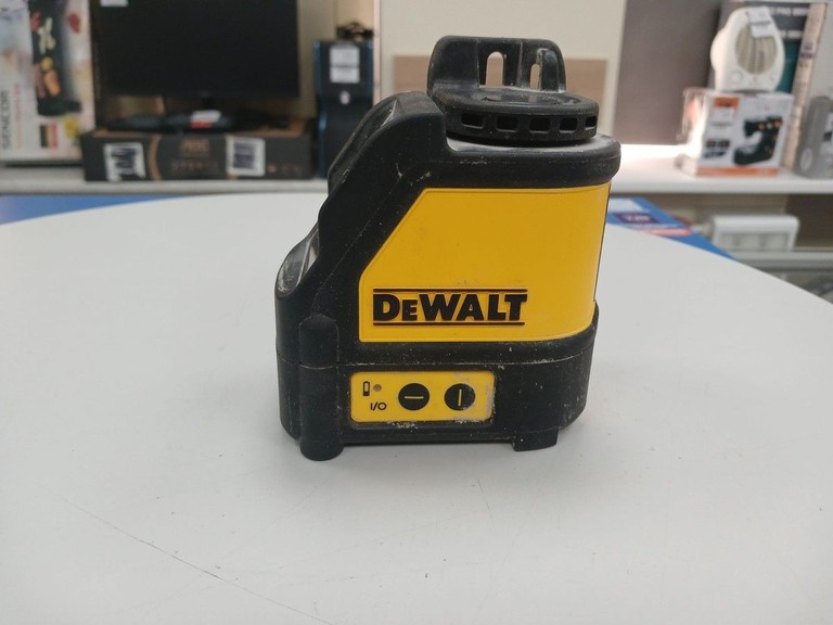 Розпродаж Dewalt dw088, продавець Техноскарб