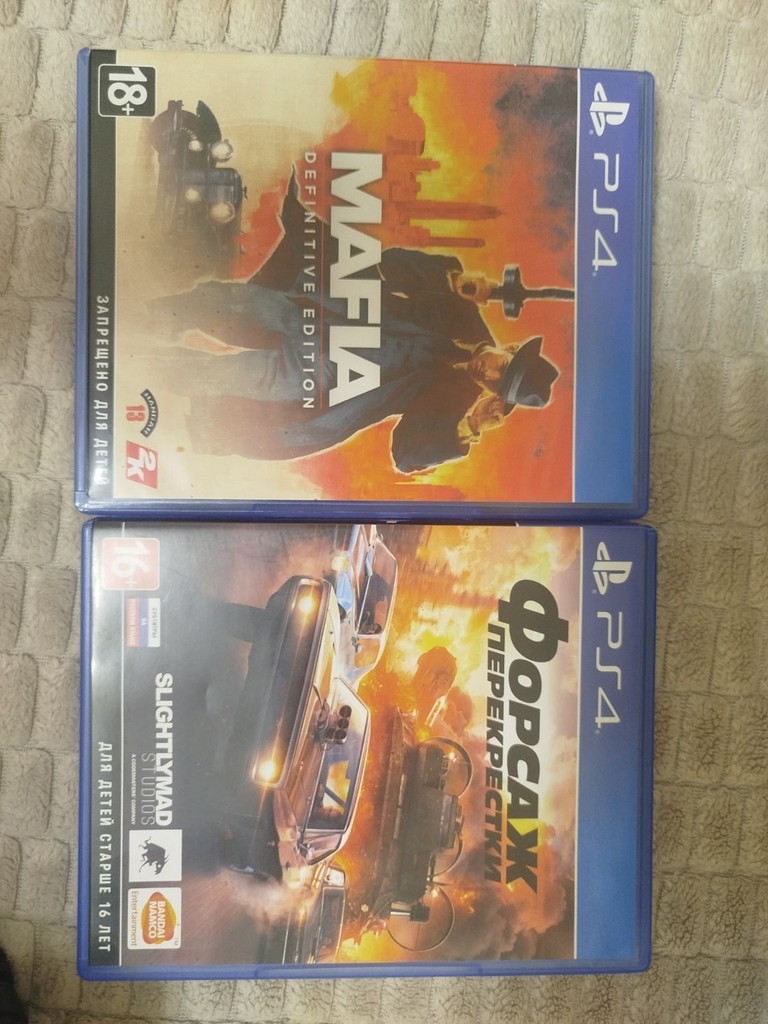 Sony PlayStation 4 pro 1TB+ 3 геймпади і 2 гри  Код:null. Зображення 5