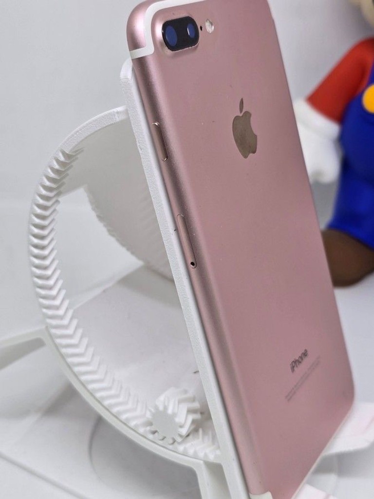 Дешево Apple iphone 7 plus 32gb з ломбарду