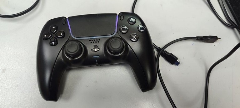 Купити Sony DualSense Black Б/У