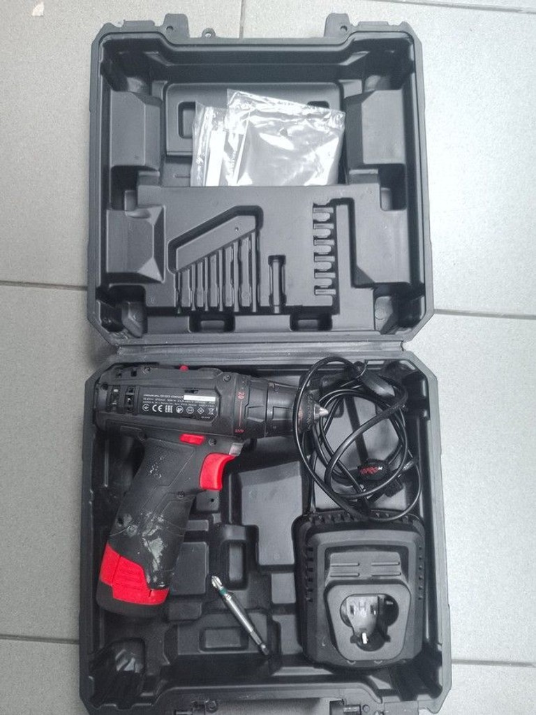 Дешево Dnipro-M cd-12cx compact 1акб зп з ломбарду