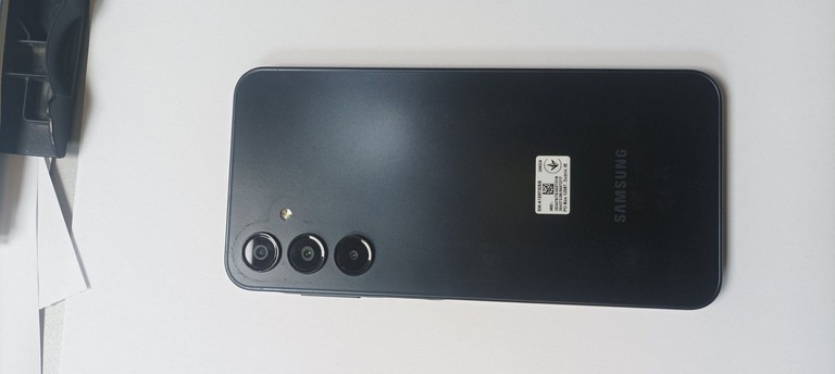 Оголошення Samsung galaxy a16 sm-a165f 8/256gb Б/У