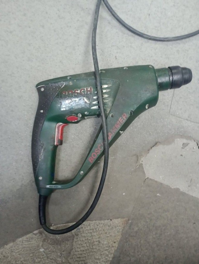 Оголошення Bosch pbh 2000 re Б/У