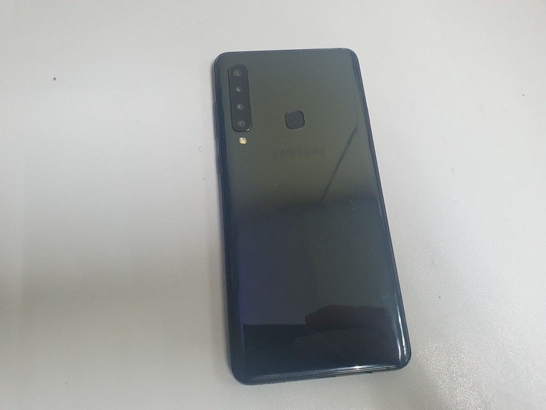 Объявление Samsung galaxy a9 2018 6/128gb Б/У