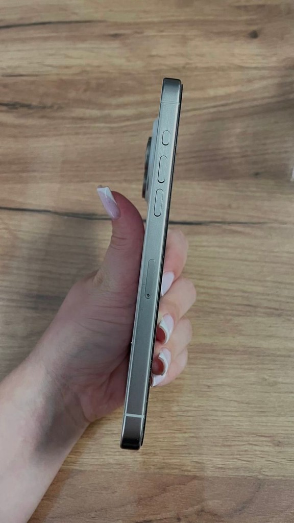 Apple iPhone 15 Pro Max 256GB White Titanium (MU783) Код:null. Зображення 4