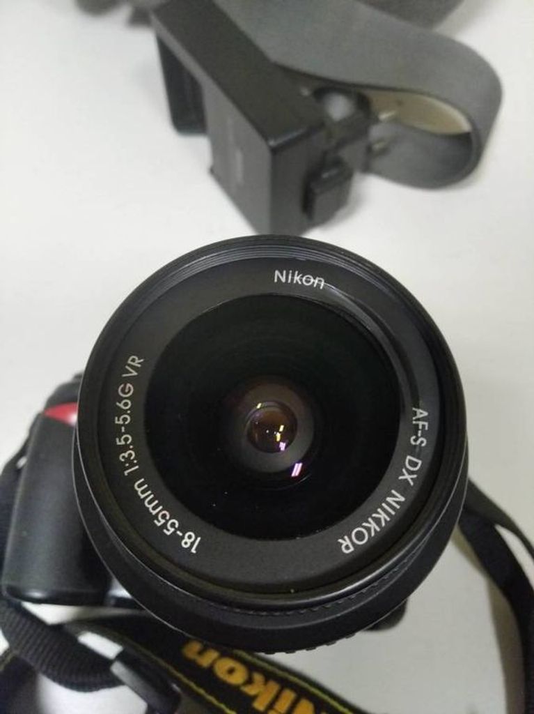 Дешево Nikon d3100 nikon nikkor af-s 18-55mm 1:3.5-5.6g vr dx swm aspherical з ломбарду