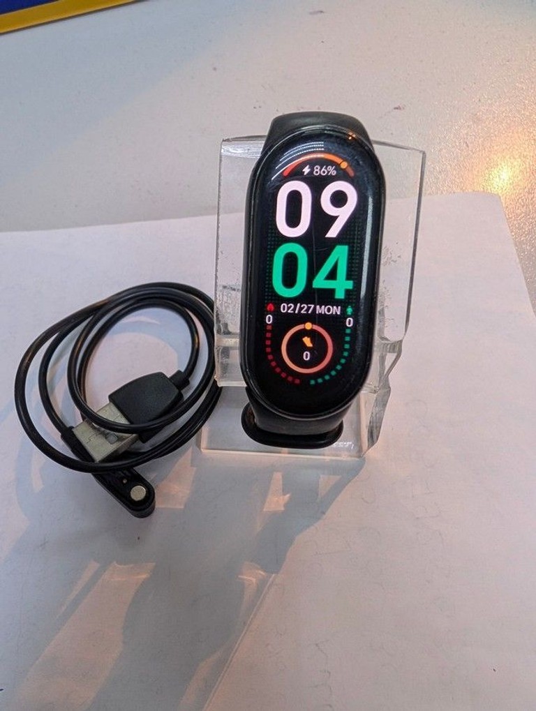 Оголошення Xiaomi mi smart band 8 Б/У