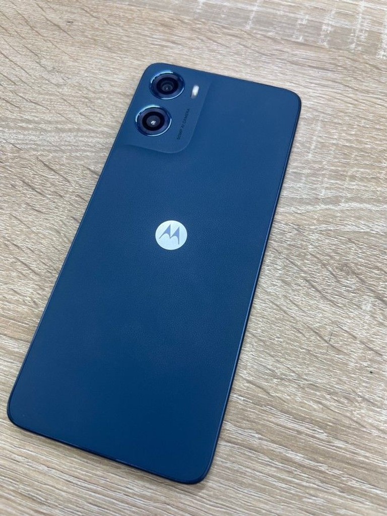 Оголошення Motorola moto g06 4g 4/64gb tendril Б/У