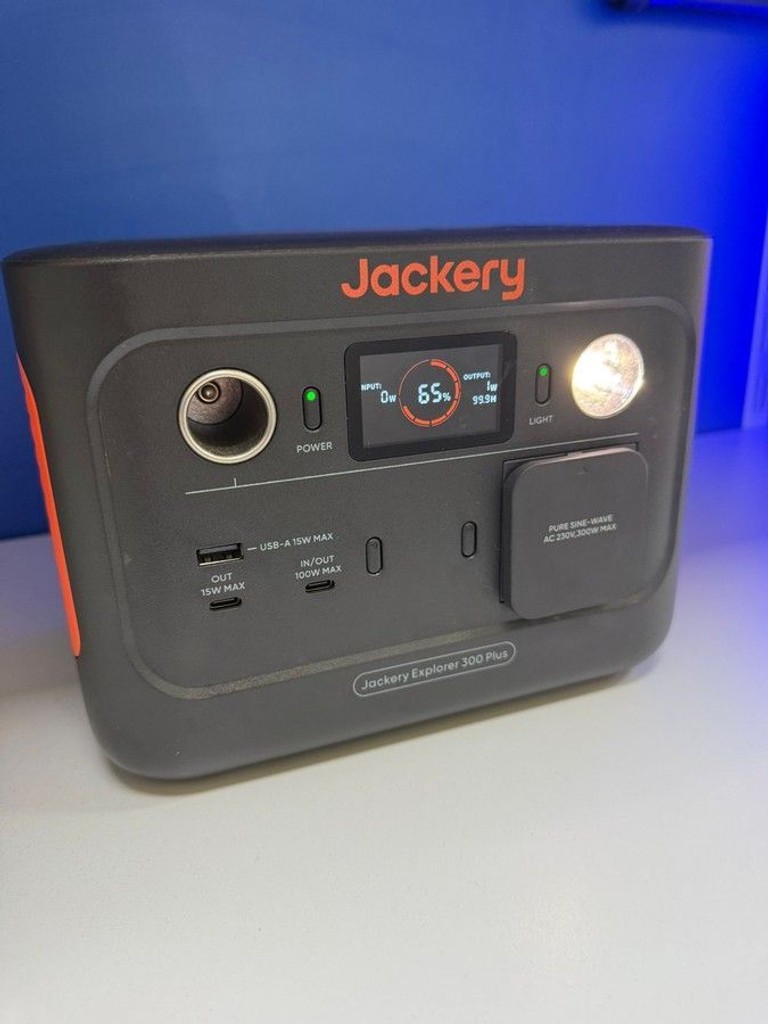 Jackery explorer 300 plus Код:01-201150053. Изображение 6